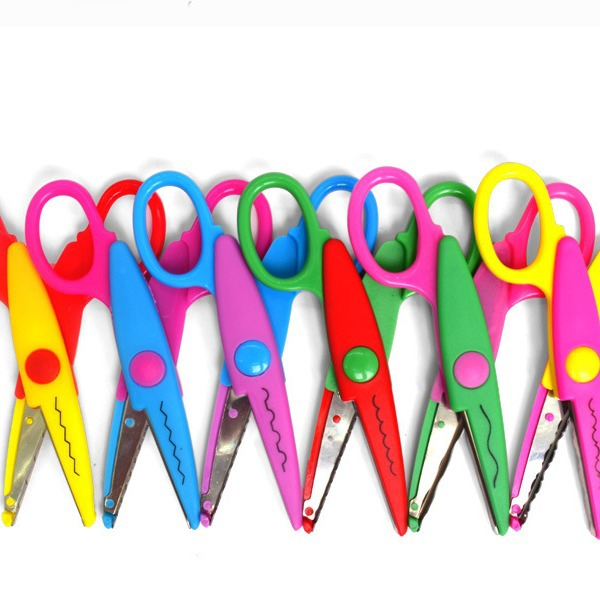Tijera en Formas de 12 Pcs
