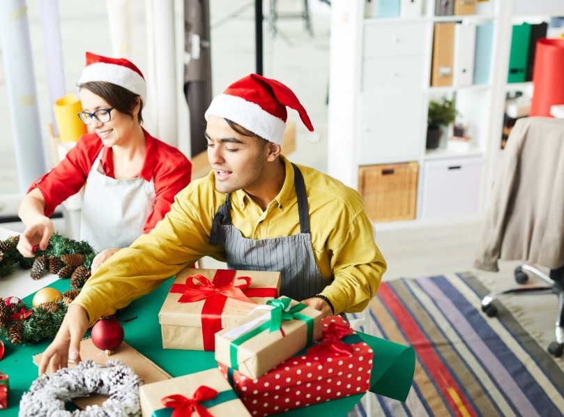Qué Diferencia a Li Heng en el Suministro de Productos Navideños Personalizados